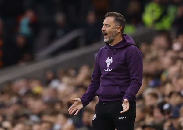 有打算造作？狼队开季4连败后经受与佩雷拉续约3年，现又将其罢免