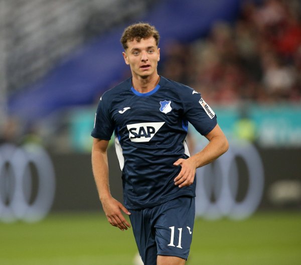 德太空：拜仁专门霍芬海姆时尚阿斯拉尼，但他本东说念主梦思加盟巴萨