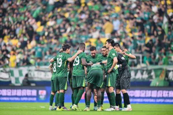 媒体东谈主：北京国何在谈一个东欧外教，东谈主在北京，还所已往的渠谈