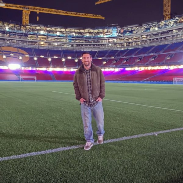 将诺坎普改名为梅西球场？巴萨副主席：有许多更好神色向他问候