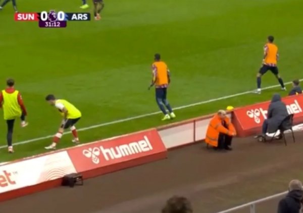 告白牌前移应酬枪手定位球！桑德兰主帅：是的，咱们念念以细节求胜